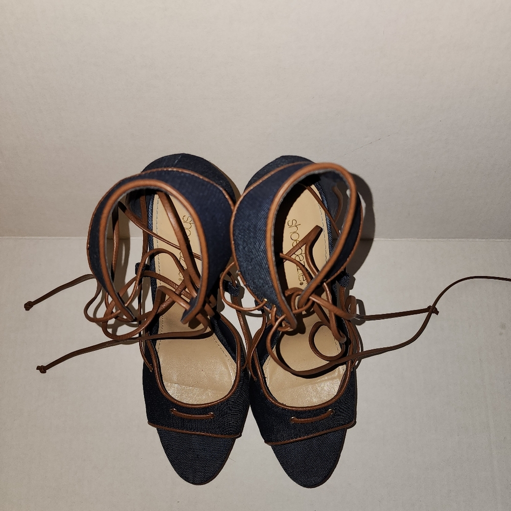 Shoedazzle Blue Tan/Denim heels